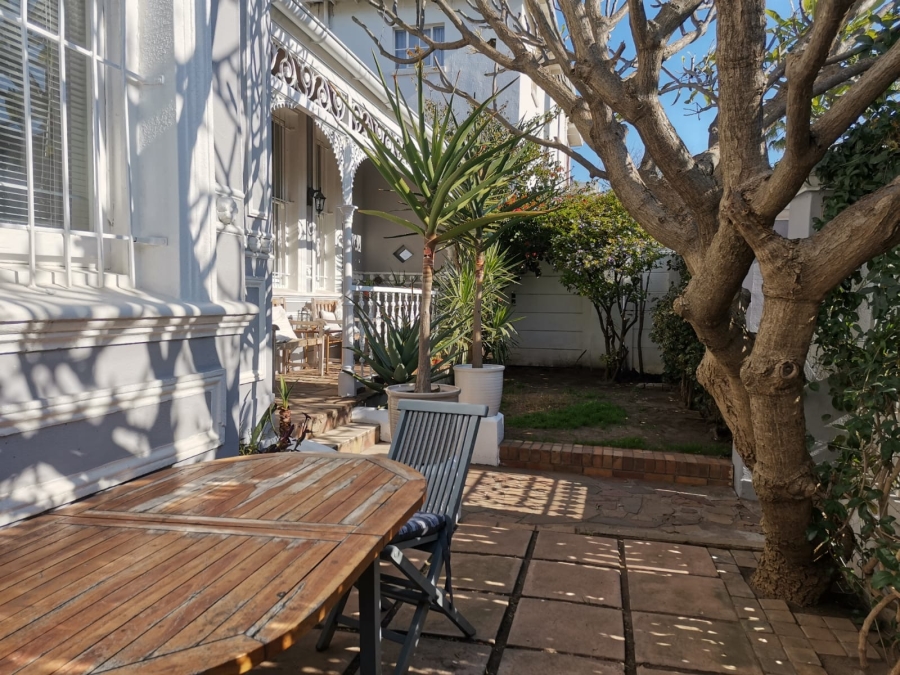 To Let 3 Bedroom Property for Rent in Gardens Western Cape